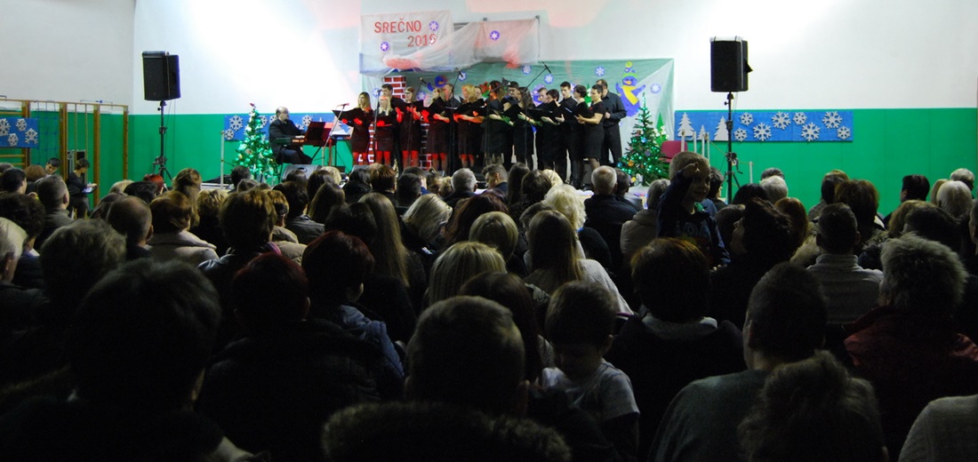 Dobrodelni božično – novoletni koncert KD Dvor je obrodil sadove