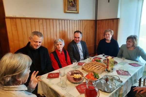 90 let Marije Rojc iz Trških njiv