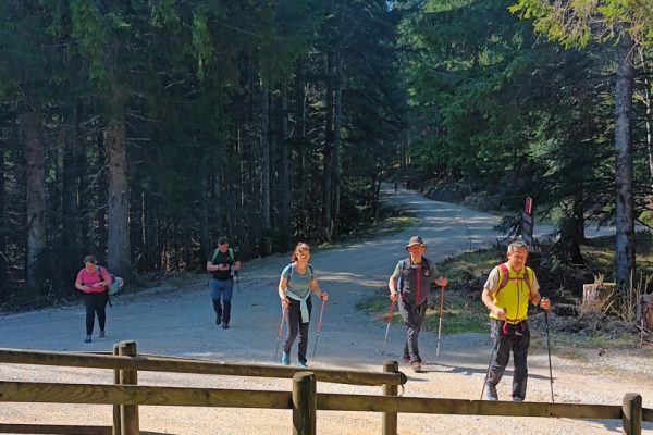 Velikonočni pohod iz Mirne gore na Sveti Peter